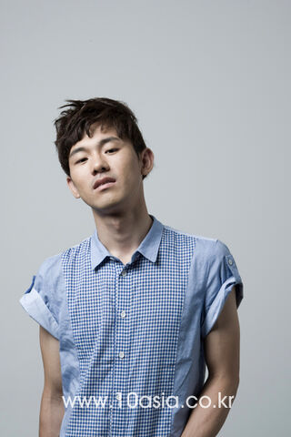 Archivo:Jung Yoo Jong.jpg