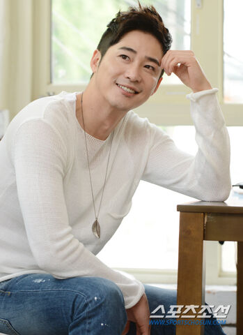 Archivo:Kang Ji Hwan16.jpg