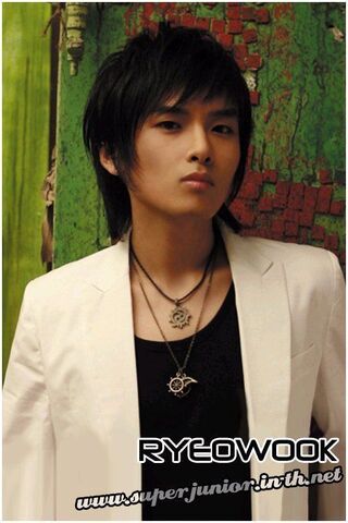 Archivo:Ryeo Wook2.jpg