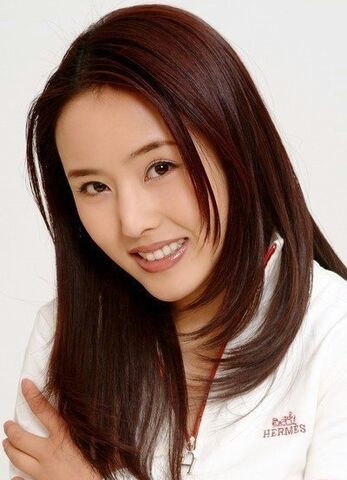 Archivo:Zhao Xue Ying.jpg