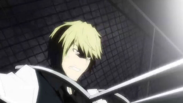 Fichier:Shizuo se faisant arrêter.jpg