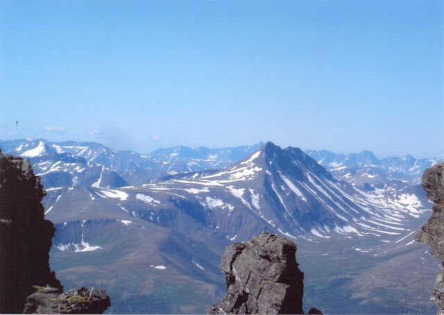 File:Scol Mountains.jpg