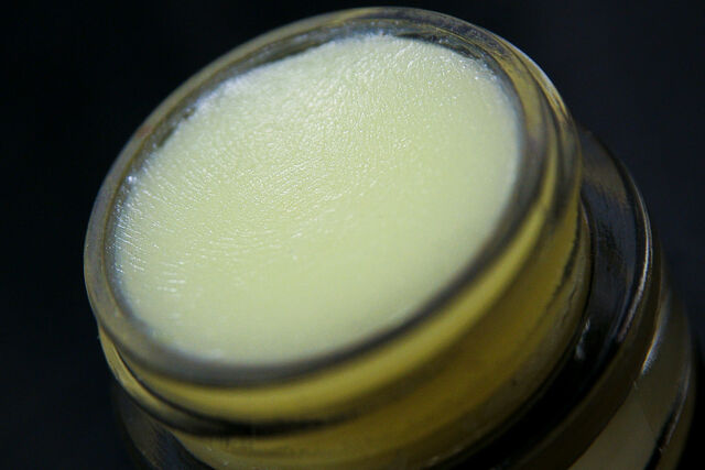 File:Lip balm.jpg