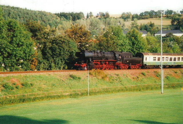 Datei:Elstertalbahn Sonderfahrt.jpg