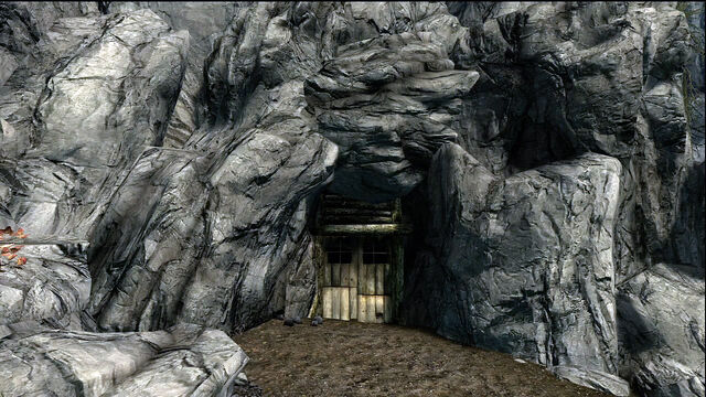 File:Boulderfallcaveimage.jpg
