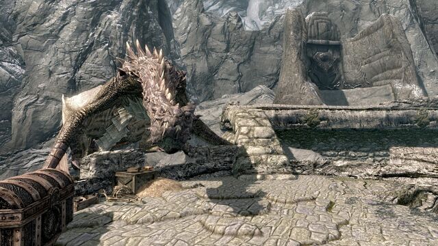 File:AutumnwatchTowerDragon.jpg