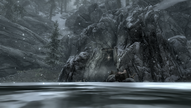 File:TESV Stony Creek Cave.png