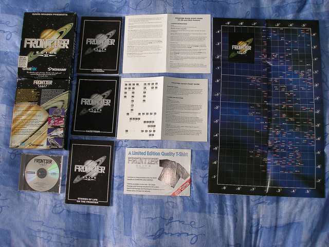File:Frontier-Elite-2-Box-Set.png