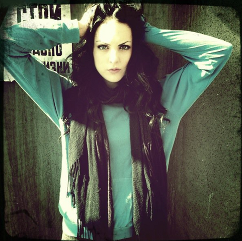 File:LizBeautiful.png