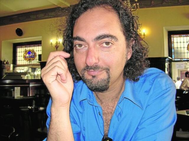 Archivo:Pablo Olivares.jpg