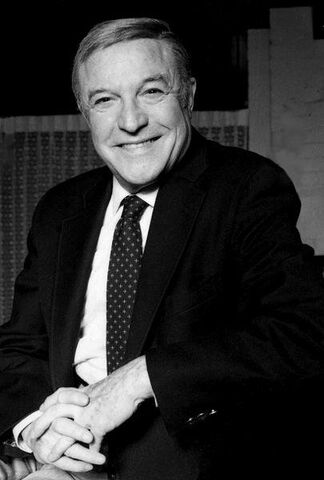 File:Gene Kelly.jpg