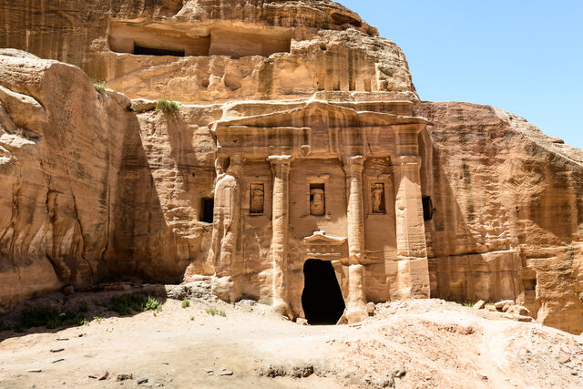 File:Petra.jpg
