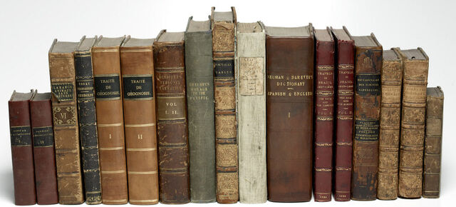 File:Beagle-books.jpg