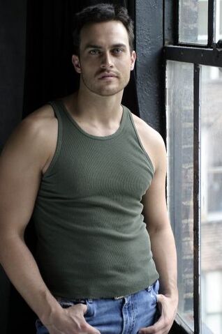 Archivo:CheyenneJackson.jpg