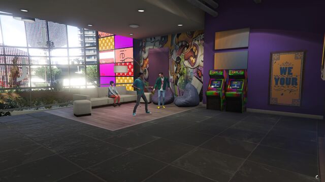 Archivo:SedeLifeinvaderInterior6.jpg