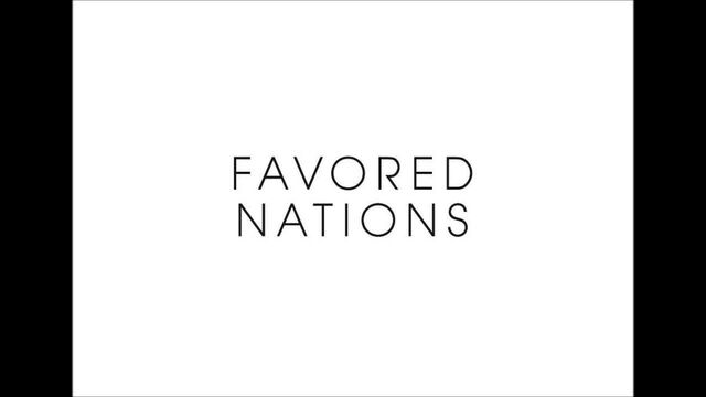 Archivo:Favored Nations.jpg