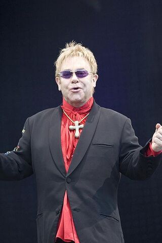 Archivo:Eltonjohn.jpg