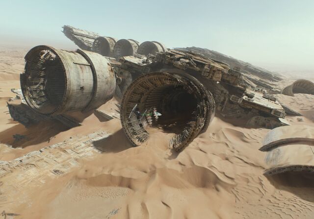 Archivo:SSD Ravager wreck TFA.jpg
