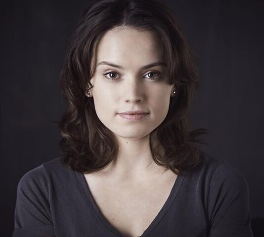 Archivo:DaisyRidley.jpg
