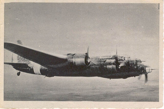 Bestand:Piaggio p108b .jpg