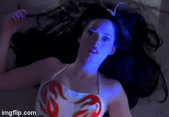 Rose McGowan knocked out3