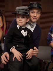 Glee-kurt 360.jpg