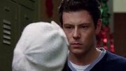 Finn weint