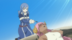 Juvia Forzando el Cierre de la Puerta de Aries.png
