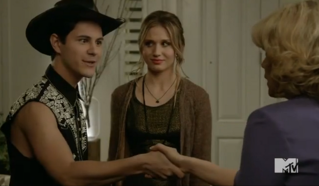 File:Shane Meeting Farrah.png