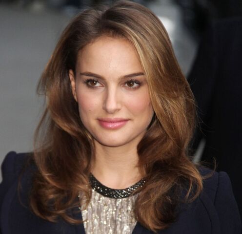 File:Elizabethb.jpg