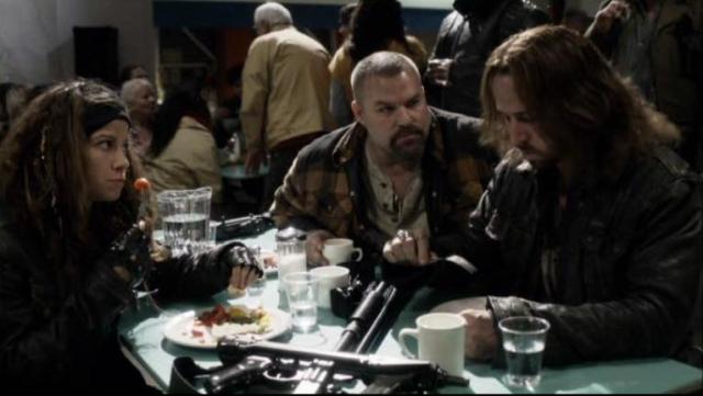 File:Falling-Skies-S2-X09-Popes-Berzerkers-plan-on-leaving.jpg