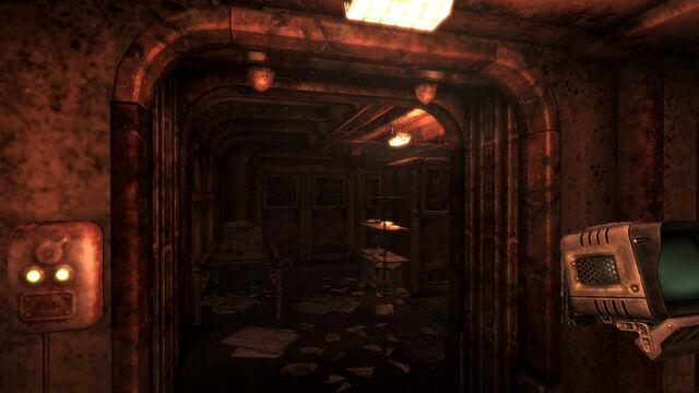 File:Vault 92 HL room.jpg