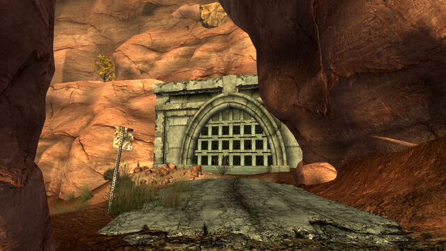 File:Pine Creek Tunnel.jpg