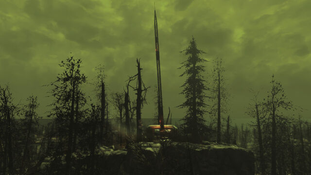 File:FO4FH-RuinedRadioTowerView.jpeg