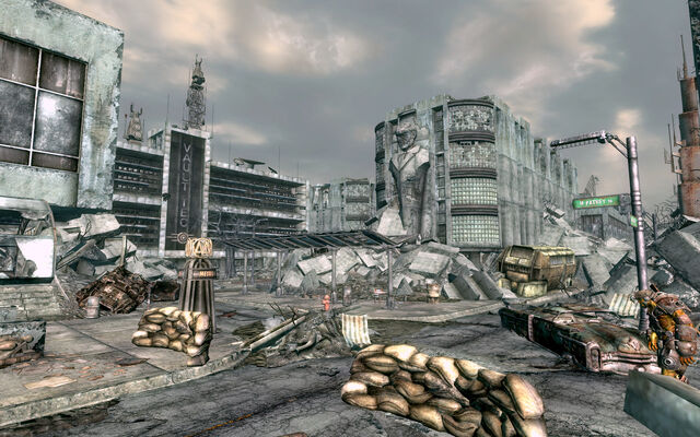 File:Vernon Square North entr.jpg