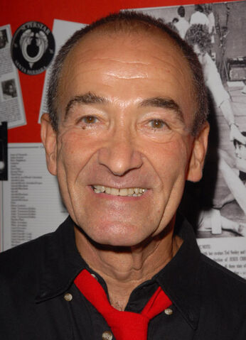 File:Barry Dennen.jpg