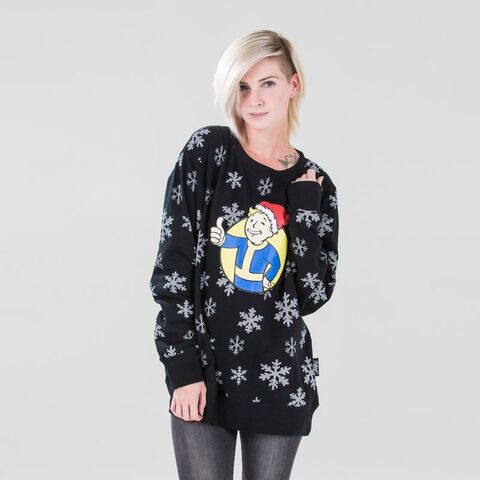 File:Xhoody-fo-chrismtasfleece-front-fem 1.jpg.pagespeed.ic.p48Px2WKx6.jpg