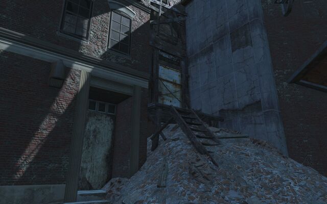 File:Hangman's Alley Chained Door.jpg
