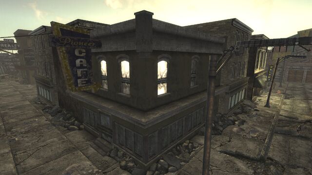 File:Pioneer Café2.jpg