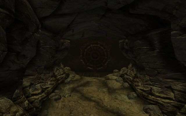 File:Vault 74 door.jpg