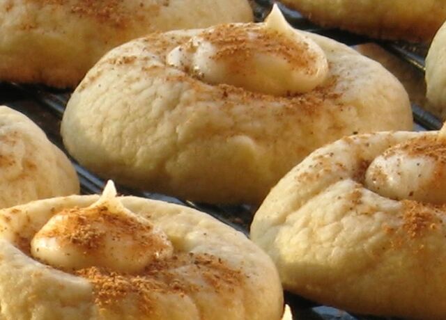 File:Eggnog thumbprints2.jpg