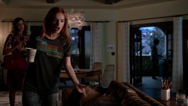File:Famous.in.Love.S01E01.720p.HDTV.x264-FLEET 1024.jpg