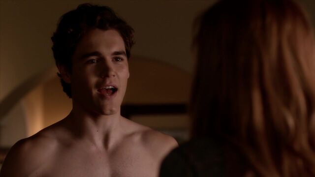File:Famous.in.Love.S01E01.720p.HDTV.x264-FLEET 1250.jpg
