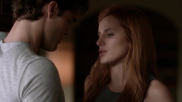 File:Famous.in.Love.S01E01.720p.HDTV.x264-FLEET 1400.jpg