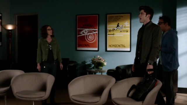 File:Famous.in.Love.S01E01.720p.HDTV.x264-FLEET 0510.jpg
