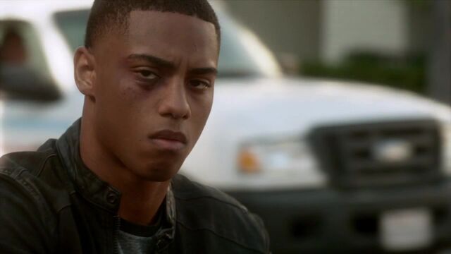 File:Famous.in.Love.S01E01.720p.HDTV.x264-FLEET 0727.jpg