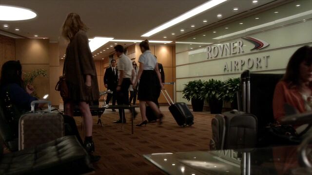 File:Famous.in.Love.S01E01.720p.HDTV.x264-FLEET 0059.jpg