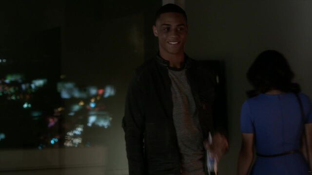 File:Famous.in.Love.S01E01.720p.HDTV.x264-FLEET 1180.jpg