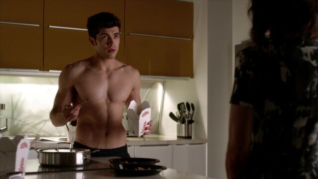 File:Famous.in.Love.S01E01.720p.HDTV.x264-FLEET 0361.jpg