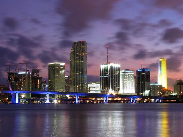 File:Miami-Skyline-Dusk-Large.jpg